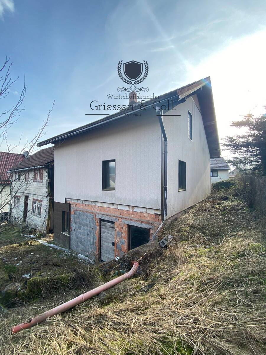 Wohngrundstück bebaut mit Einfamilienhaus und Abrissobjekt, 98596 Brotterode-Trusetal