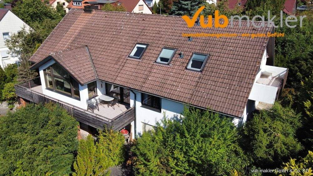 Architektenhaus in Hofs Bestlage | 235 m² Wohnen, Einliegerwohnung & Traumgarten Ausblick über Hof, 95028 Hof (Haidt Innenstadt Jägersruh Leimitz)