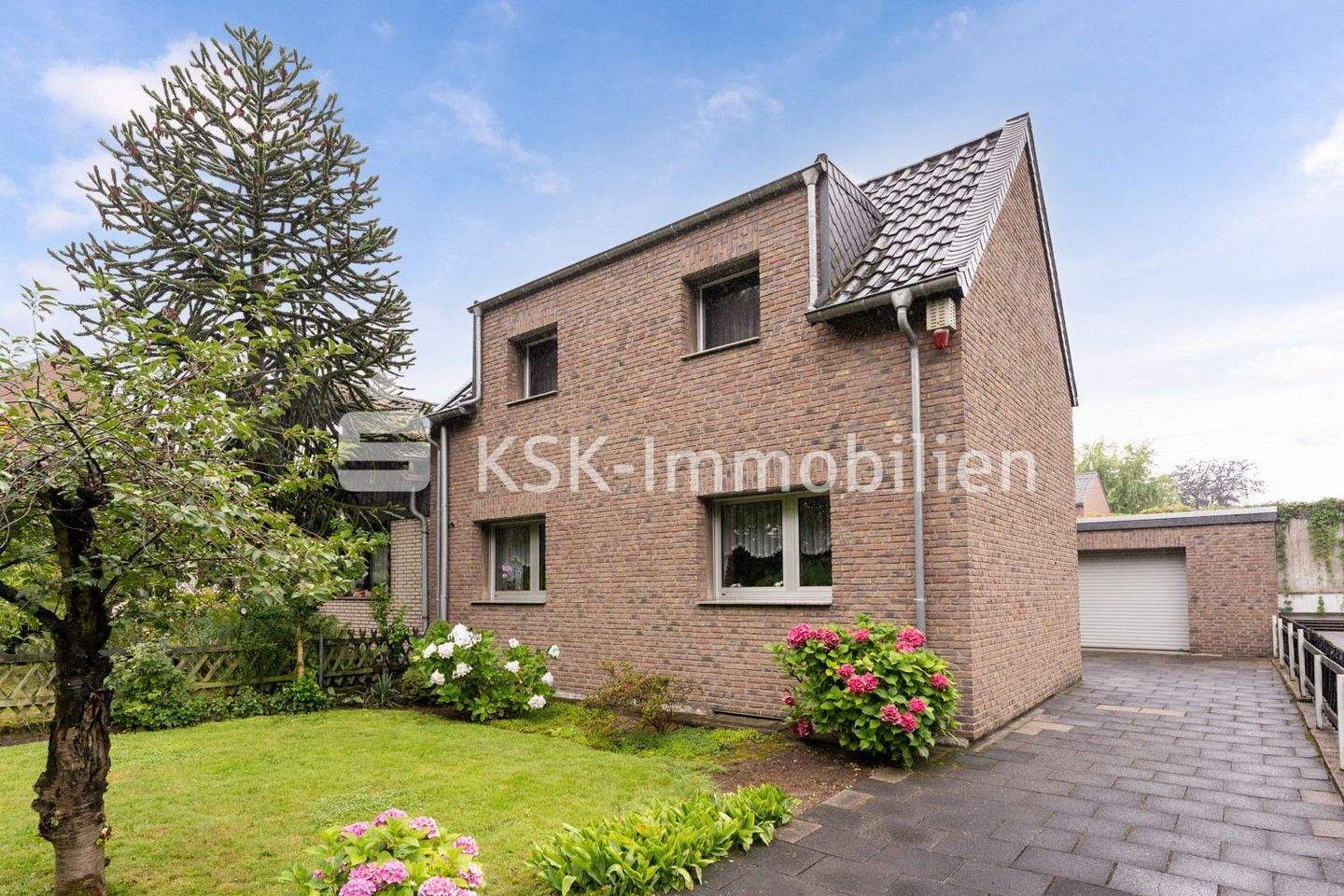 Hier kann man sofort einziehen!, 50769 Köln (Chorweiler)