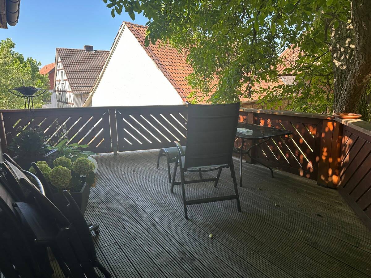Ehemalige Fleischerei mit großer Wohnung, Hofscheune und verwunschenem Garten steht zum Verkauf!, 34308 Bad Emstal