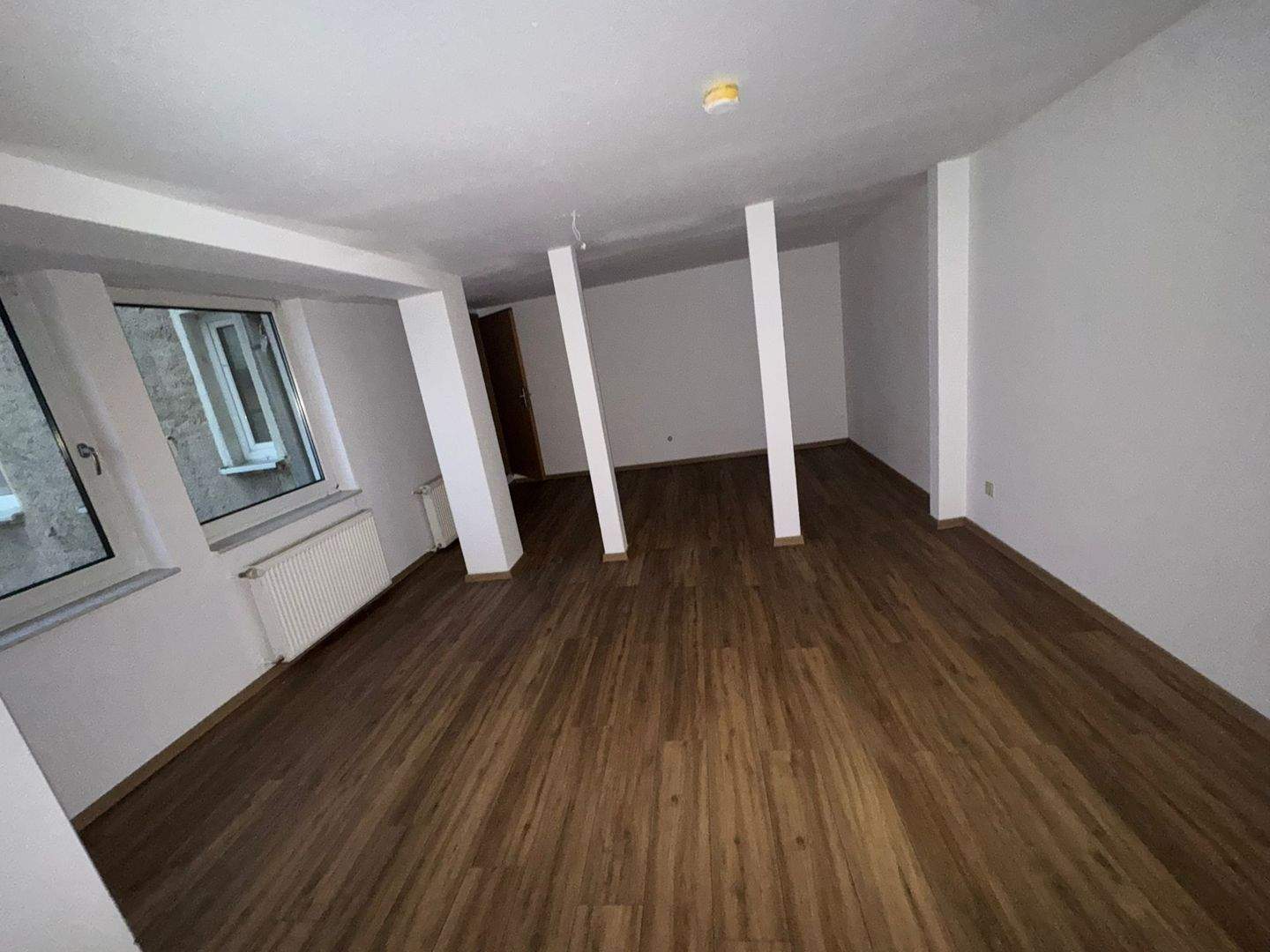 Großzügige 4-Raum-Wohnung in Weißenfels – 100 m² mit Bad und separater Toilette, 6667 Goseck