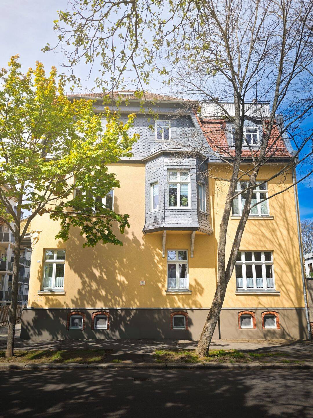 Hier wird für dich und deine Familie renoviert!, 8058 Zwickau