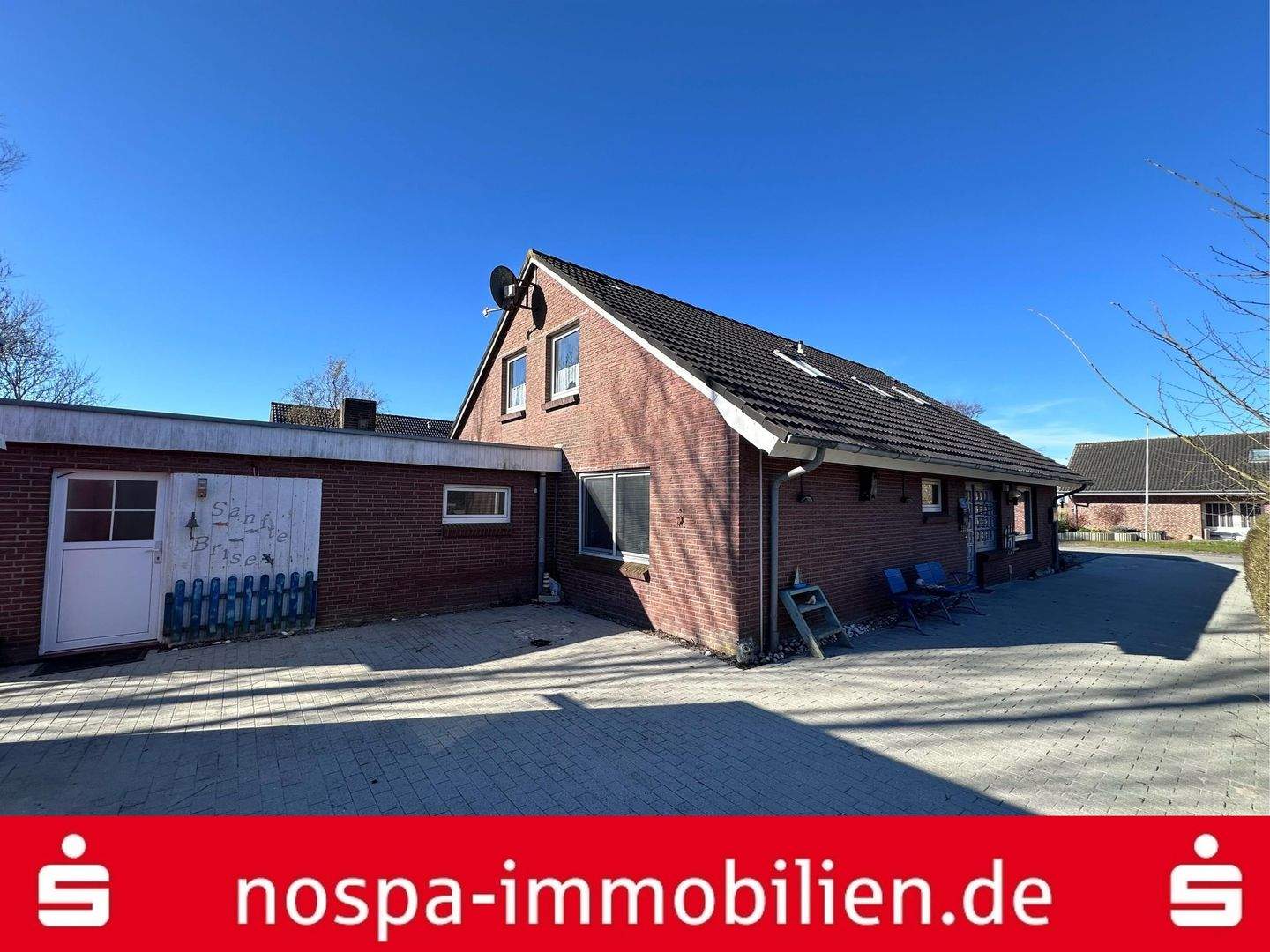 Mehrfamilienhaus bei Dagebüll – 3 Wohneinheiten unter einem Dach vereint mit großer Doppelgarage., 25899 Bosbüll