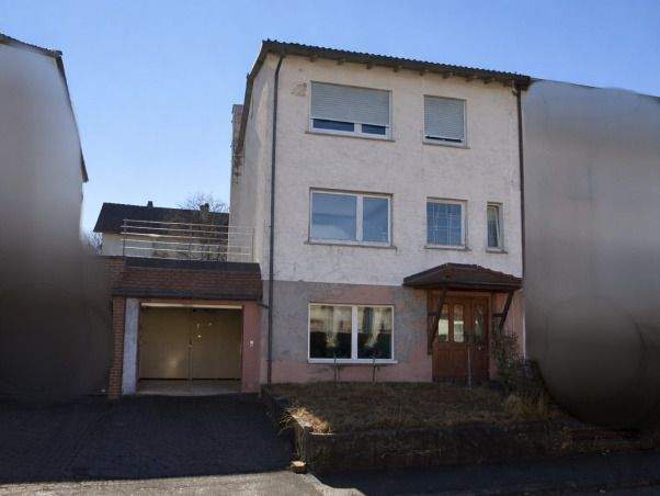 Doppelhaushälfte mit Sanierungsbedarf, 72461 Albstadt