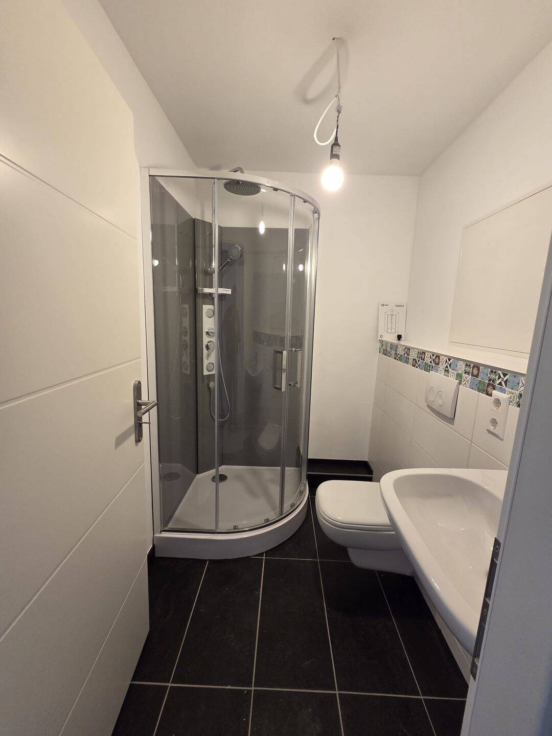 3 Raum Wohnung Erstbezug H9W6 – 39124 Magdeburg – Bild 1 von 1