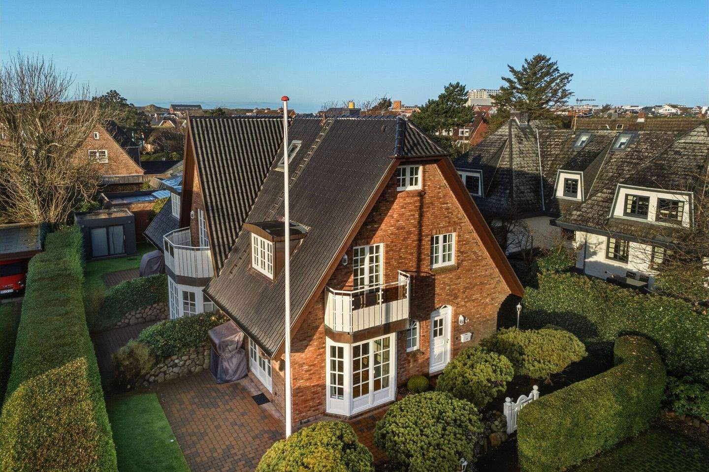 Ankommen und wohlfühlen: Ruhiges Endhausteil mit Südterrasse, Sauna & Strandnähe, 25980 Sylt