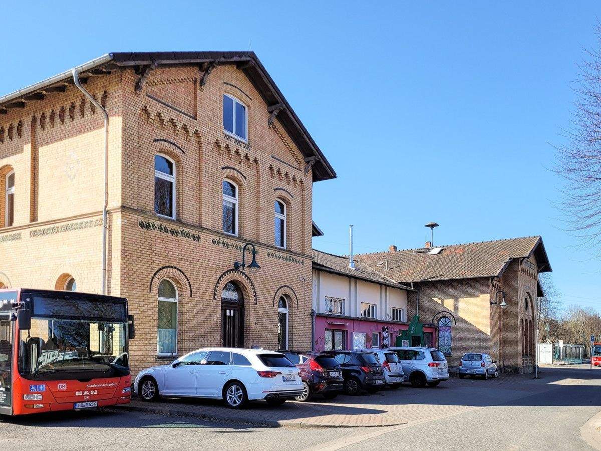 Bahnhof Herzberg (Harz) zu vermieten! Perfekt für Renovierungsbegeisterte!, 37412 Hörden am Harz