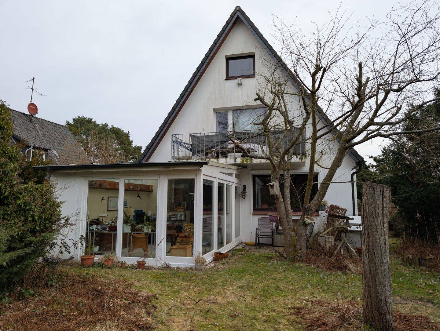 Einfamilienhaus mit Anliegerwohnung und Wintergarten in familienfreundlicher Lage von Harburg-Eißendorf, 21075 Hamburg (Harburg Eißendorf Hausbruch Heimfeld)
