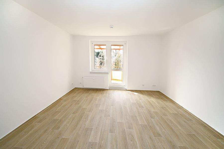 Moderne 3 – Raumwohnung mit Balkon in ruhiger Lage, 6295 Bornstedt
