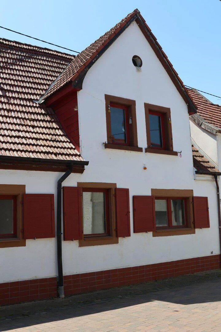 Sanierungsprojekt mit Geschichte: Raum für Ihre Wohnträume & Werkstatt in 67591 Wachenheim, 67591 Hohen-Sülzen