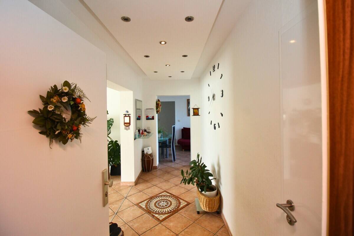 **4-Zimmer-Wohnung in ruhiger Lage zu vermieten**, 67069 Ludwigshafen am Rhein (Edigheim Oppau Pfingstweide)
