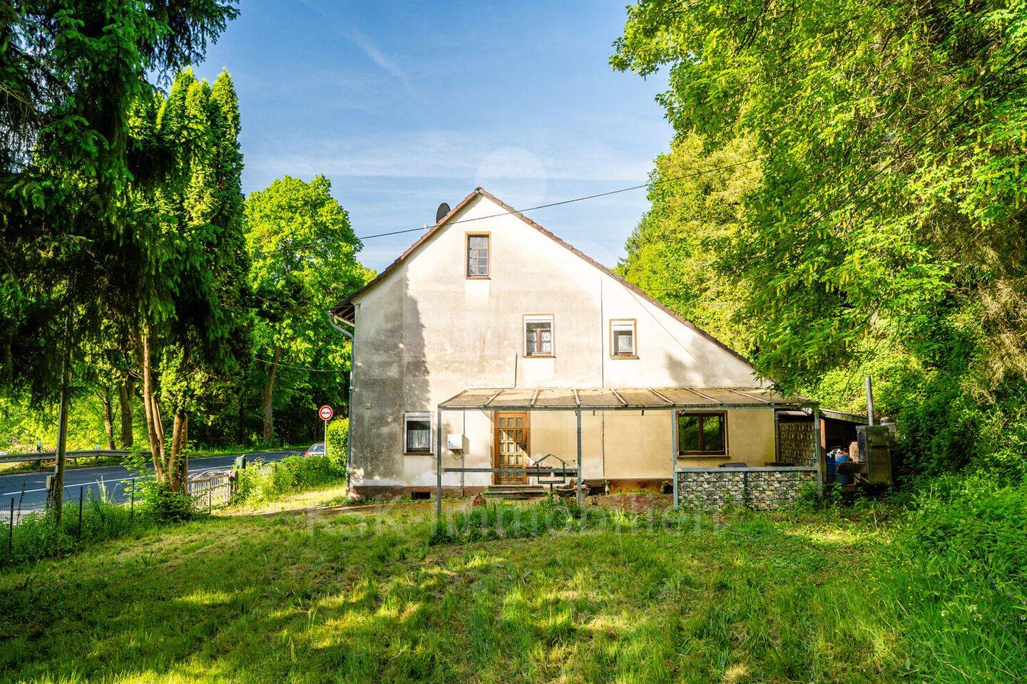 Einfamilienhaus mit Potenzial für individuelle Gestaltung!, 53773 Hennef (Sieg)