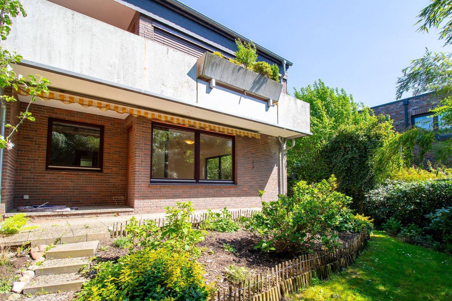 RESERVIERT – Schöne 3-Zimmer-83 m²-Erdgeschosswohnung in zentraler Lage von Oldenburg mit Hochterrasse, 26121 Oldenburg (Oldb) (Bürgerfelde Innenstadt Wechloy)