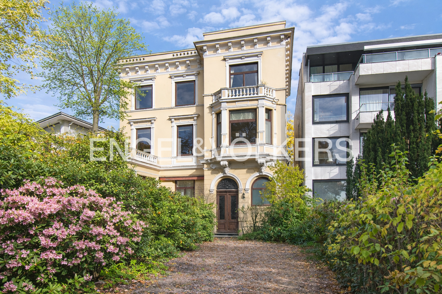 Stadtvilla direkt an der Außenalster – eine absolute Rarität, 22085 Hamburg (Hamburg-Nord Barmbek-Süd Uhlenhorst)