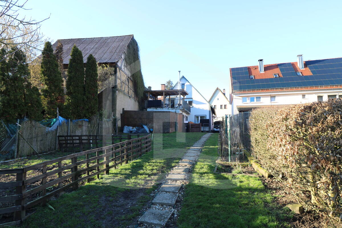 Modernisiertes Einfamilienhaus mit großzügigem Grundstück und Terrasse, 74850 Schefflenz