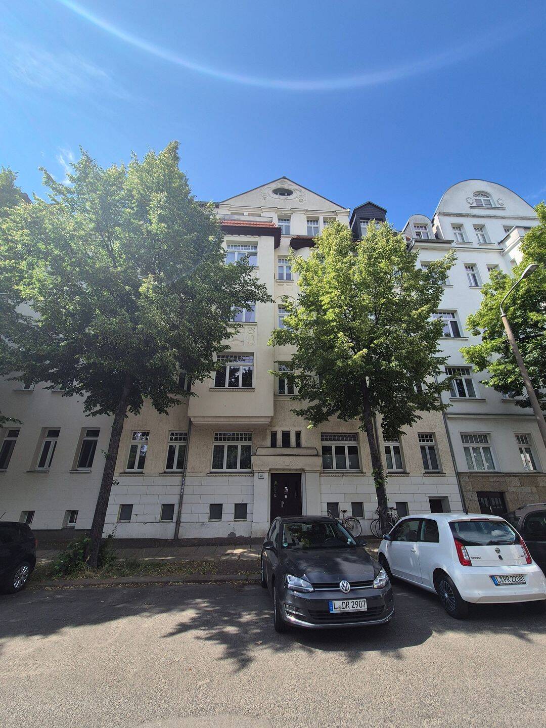 *Bezugsfreie“ Dachgeschosswohnung im Altbau mit Blick ins Grüne, 4157 Leipzig (Gohlis-Mitte Gohlis-Nord Möckern)