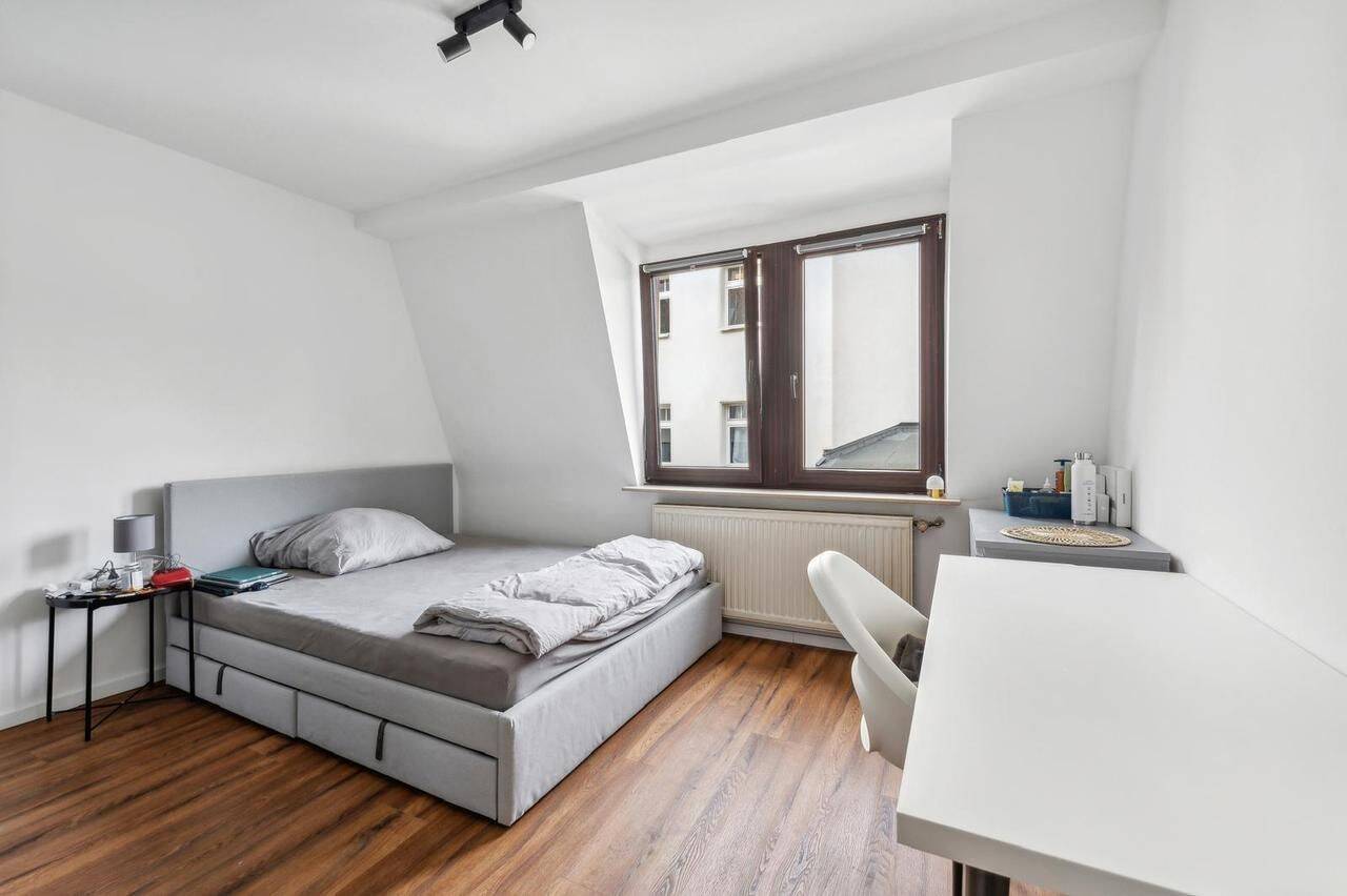 Helles WG Zimmer in zentraler Lage in Fürth, Strom, Heizung und Internet inklusive, 90762 Fürth (Innenstadt)