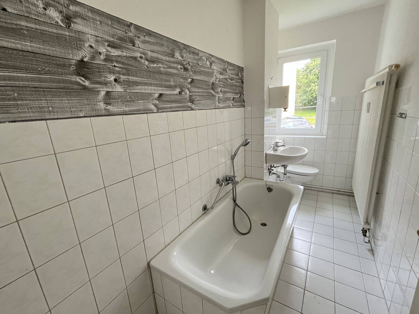 Über wenige Stufen in Ihr neues Zuhause im Erdgeschoss!, 9661 Hainichen