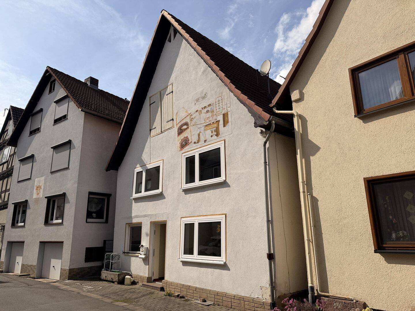 Großzügiges 1-2 Familienhaus mit Aufzug im Ortskern von Naumburg, 34311 Naumburg