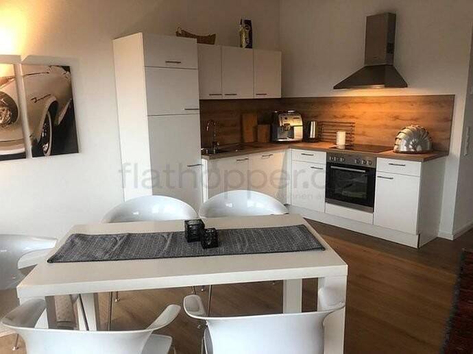 Einladende, möblierte 3-Zimmer-Wohnung mit Dachterrasse –  Bruckmühl, 83052 Bruckmühl