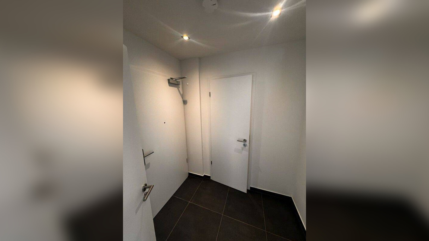 Erstbezug : Exklusiver Neubau im Zentrum mit Balkon, Fußbodenheizung und Parkett! – Chemnitz – Vorschaubild 10