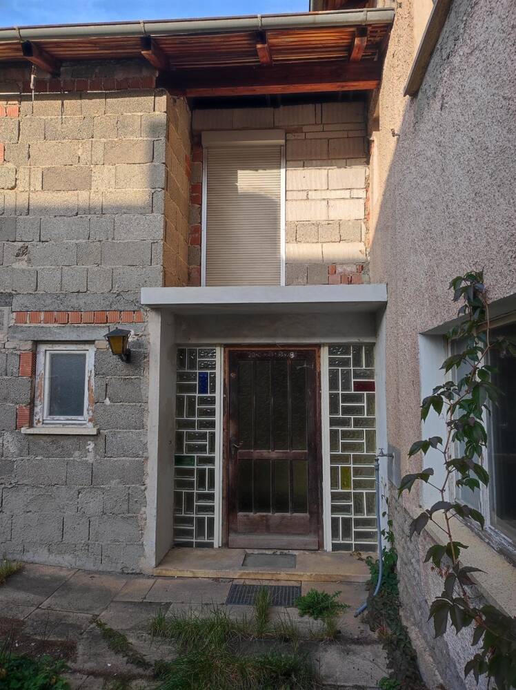 Renovierungsbedürftiges Haus sucht Handwerker, 92253 Schnaittenbach