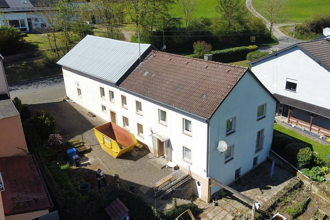 Ländliches Bauernhaus mit Scheune in ruhiger Lage von Rittersdorf, 54636 Bettingen