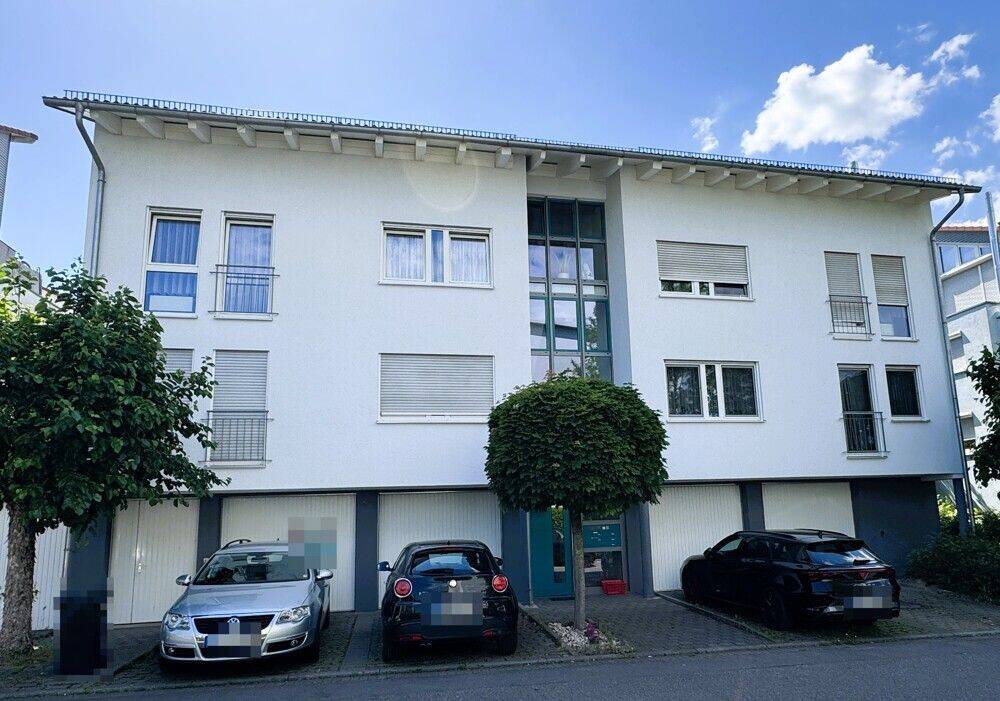 Helle 4,5-Zimmer-Wohnung mit Balkon und Garage – Leerstand, 70736 Fellbach