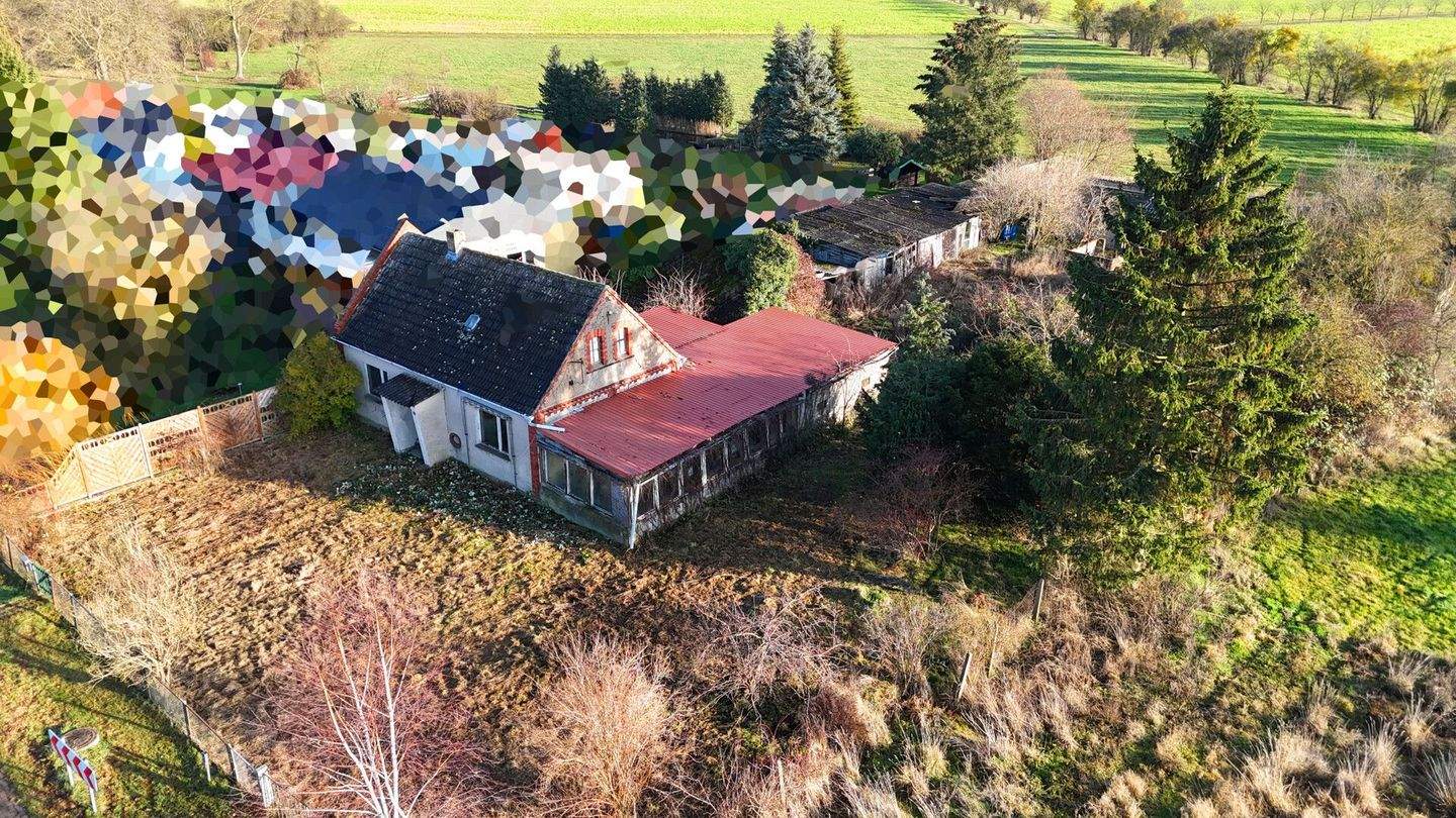 Sanierungsbedürftiges Haus mit großem Grundstück in Ortsrandlage, 39606 Altmärkische Höhe