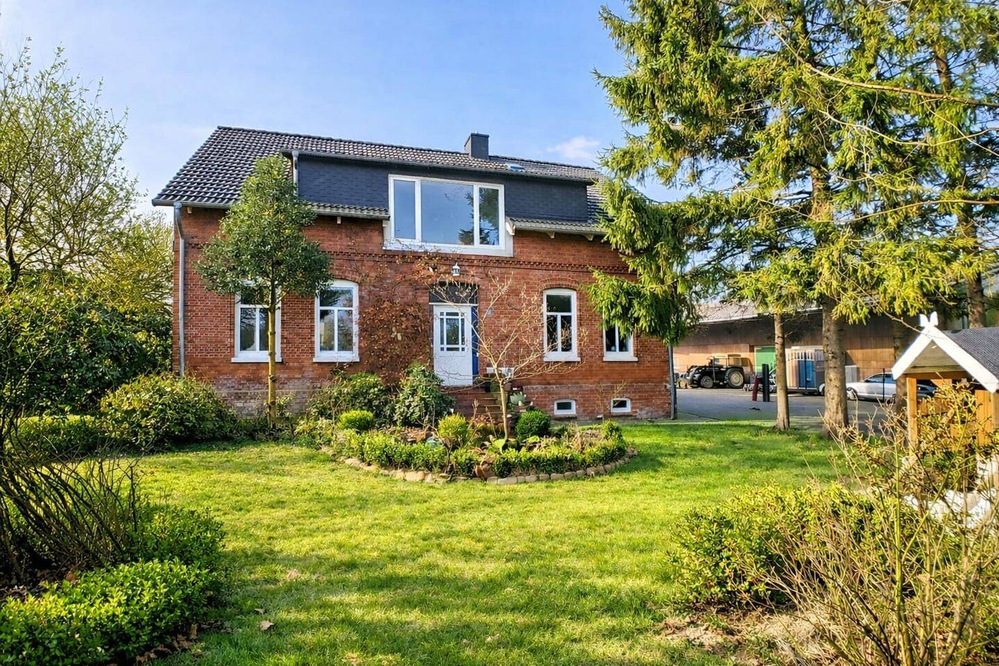 Kernsanierter Resthof mit 3 Ha Eigenland, Reitplatz und Halle, 21729 Freiburg (Elbe)