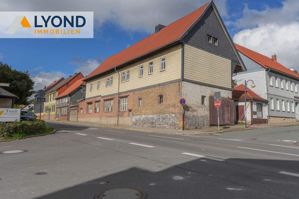 Dieses gepflegte Einfamilienhaus bietet viele Gestaltungsmöglichkeiten!, 38875 Wernigerode