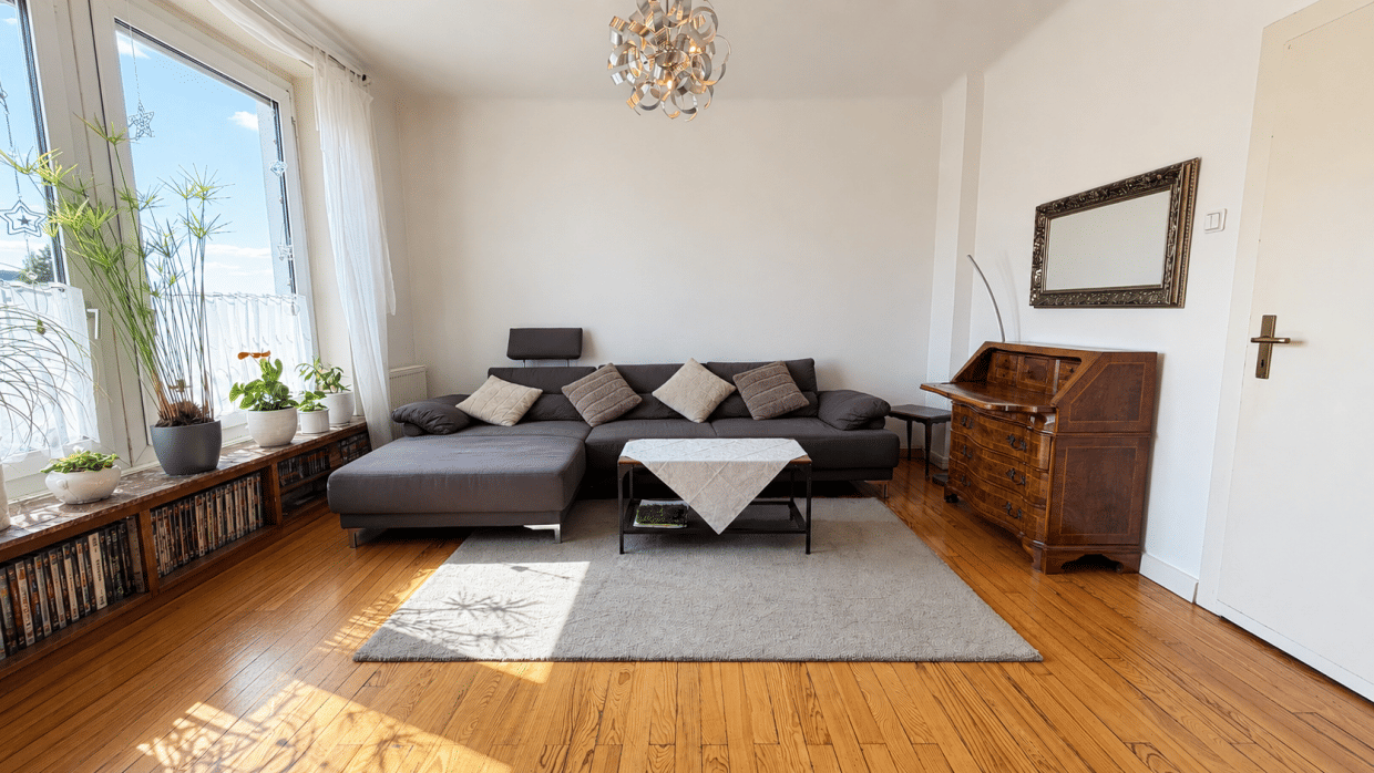 Viel Platz für neue Wohnideen – großzügige 5-Zimmer-Wohnung mit Carport!, 66130 Saarbrücken
