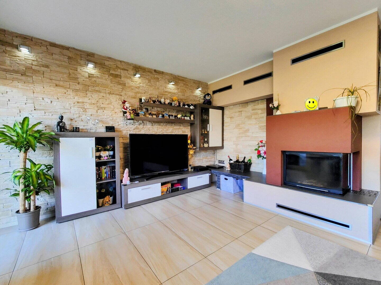 Modernes Bezugsfertig Reihenendhaus mit Garten, Kamin, Balkon in grüne Lage mit zusätz Mieteinnahme, 47228 Duisburg (Bergheim Friemersheim Hochemmerich Winkelhausen)