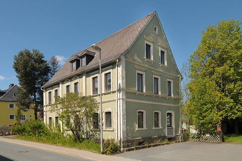 Entkernte Unternehmervilla mit viel Platz, aufteilbar oder Wohnen und Arbeiten unter einem Dach, 95233 Helmbrechts