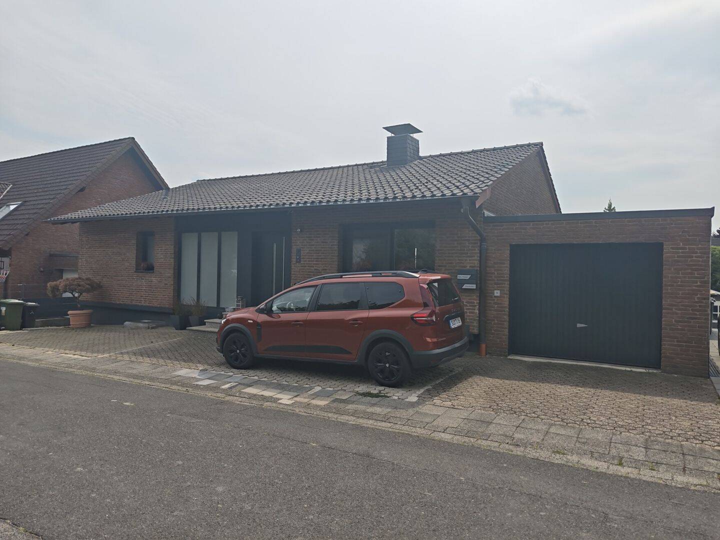 Saniertes Einfamilienhaus mit Wärmepumpe in Neunkirchen-Seelscheid Pohlhausen, 53819 Neunkirchen-Seelscheid