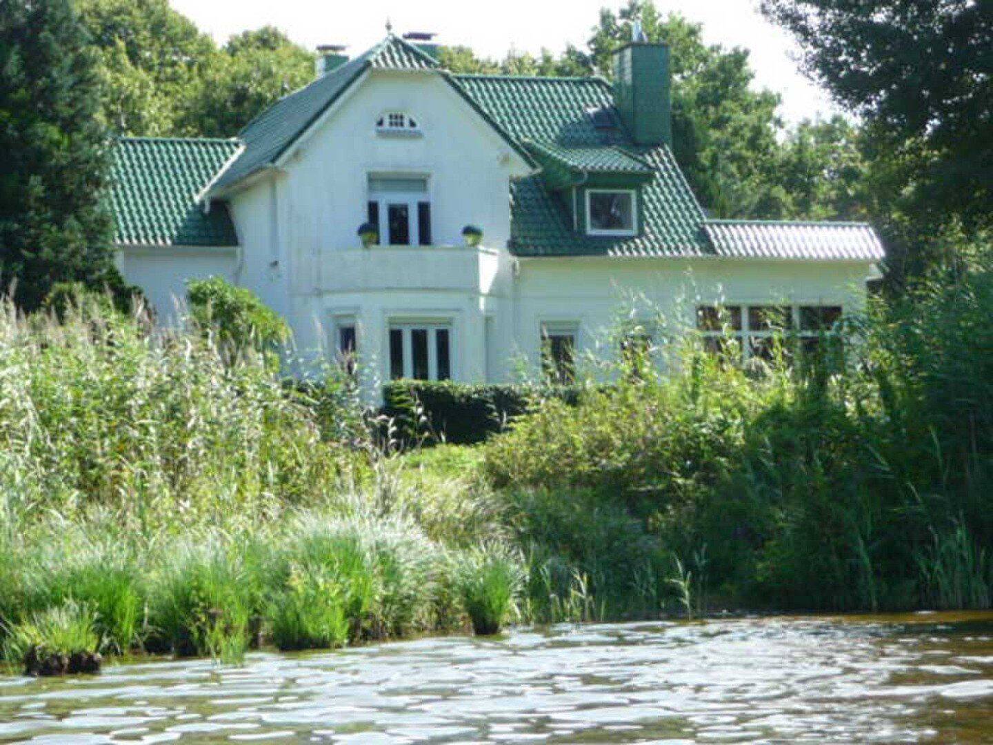 Haus am See inklusive 788qm Baugrundstück am See in 1.Seereihe,Seeblick,Villa am See, 24536 Neumünster (Brachenfeld Einfeld Tungendorf)