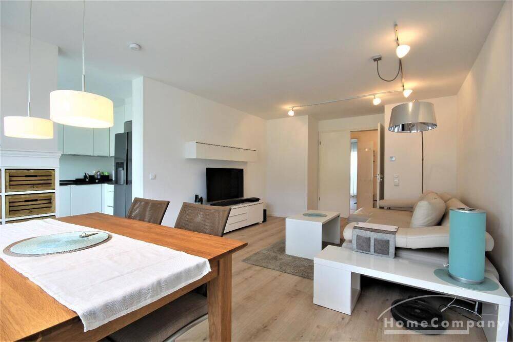 Sulzbach 8069296 – Hochwertig möblierte 4-Zimmerwohnung, 65843 Sulzbach (Taunus)