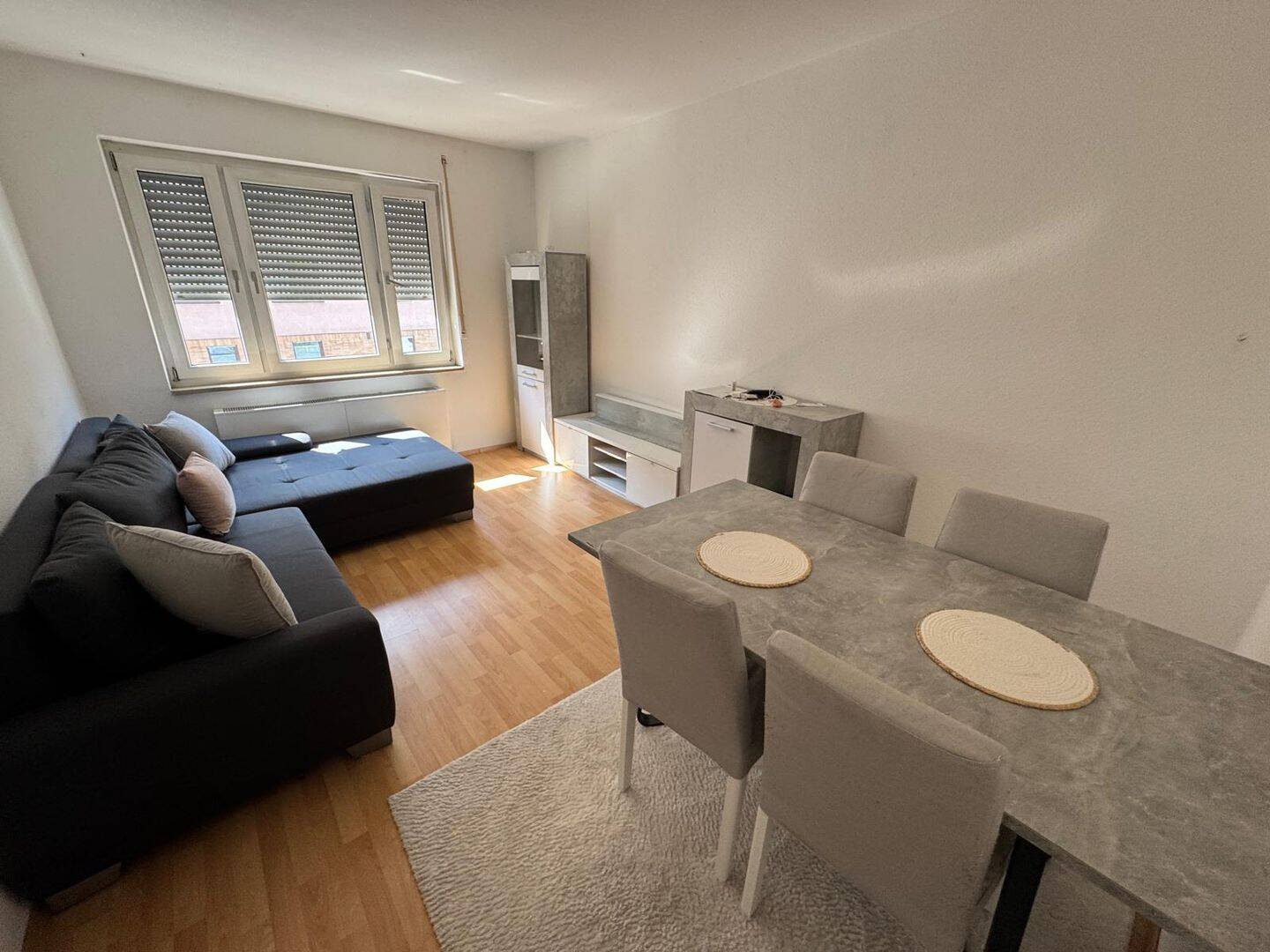Bezugsfertige 2-Zimmer-Wohnung – voll möbliert in Schweinau, 90439 Nürnberg (Großreuth bei Schweinau Schweinau Sankt Leonhard Sündersbühl)