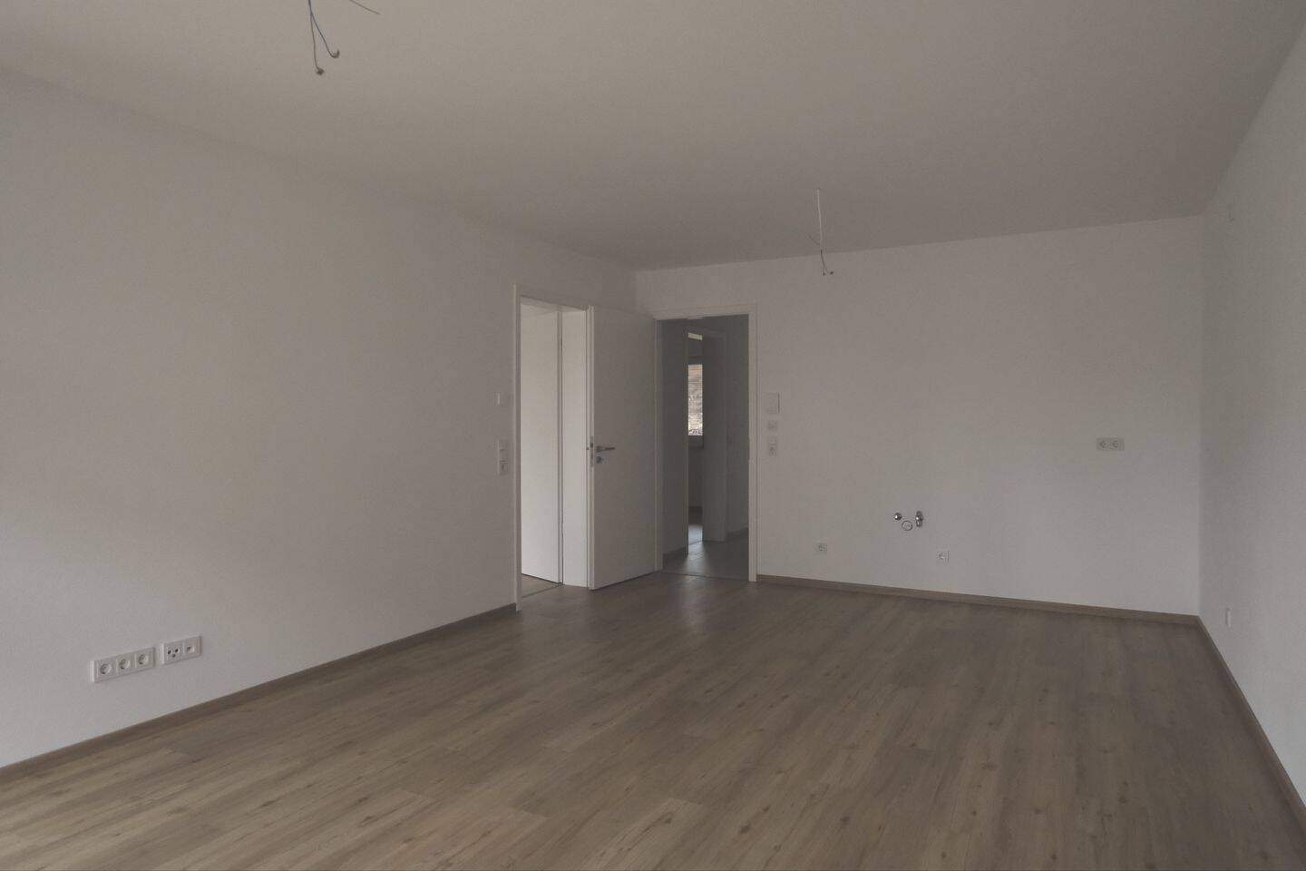 exklusive 3-Zimmer Neubauwohnung in Metten, 94526 Metten