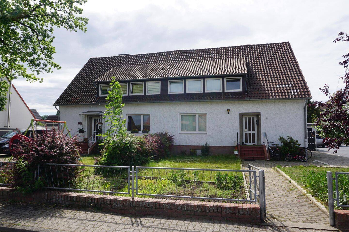 PREISREDUZIERUNG ! EHMEN, Waldnähe, ca. 1995 modernisierte Doppelhaushälfte in ruhiger Lage, 38442 Wolfsburg (Ehmen Fallersleben Mörse Sandkamp Sülfeld)