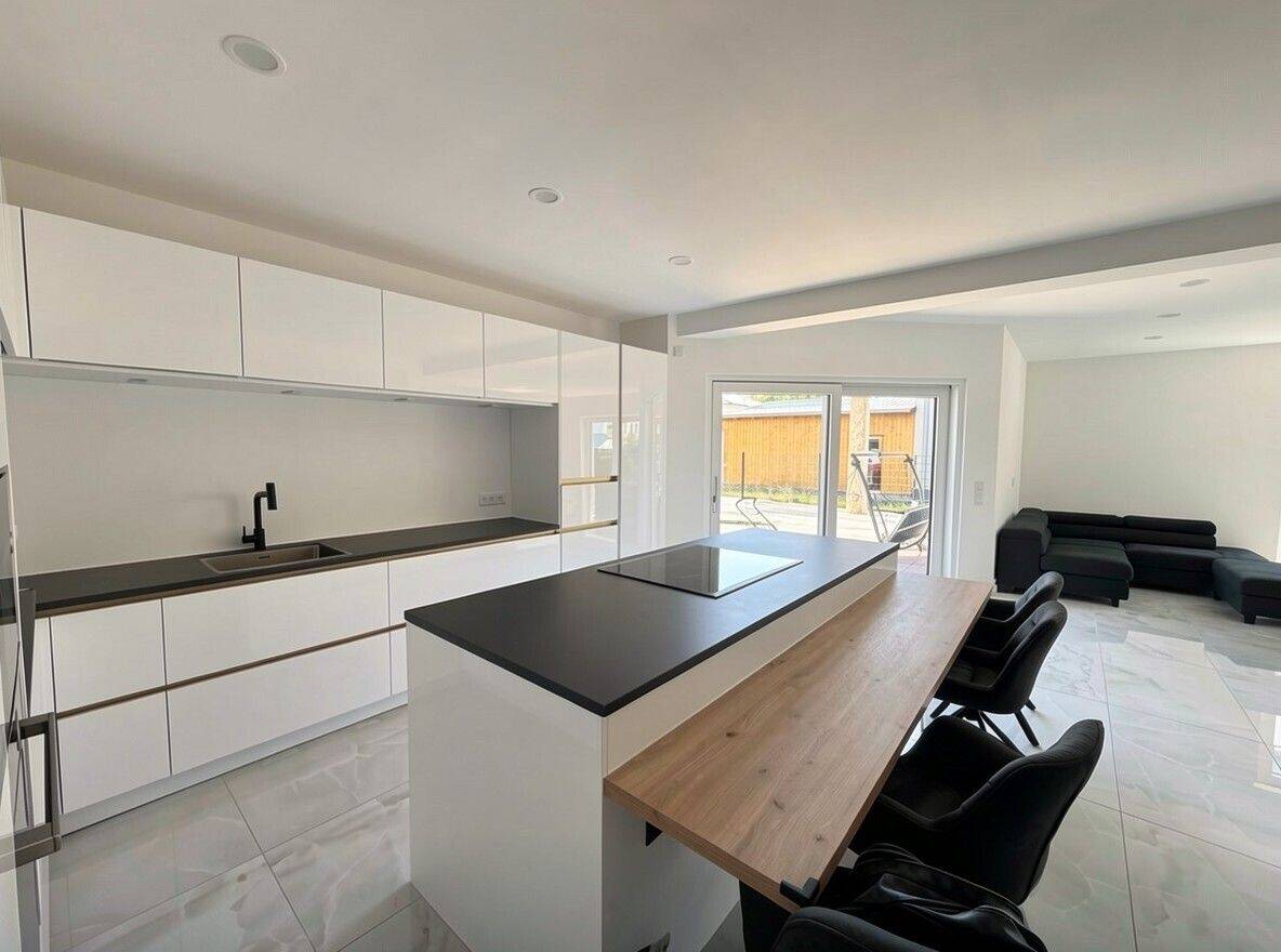 Architekten-Bungalow mit 135 m² Wohnfläche und Ausbaureserve, 85104 Pförring