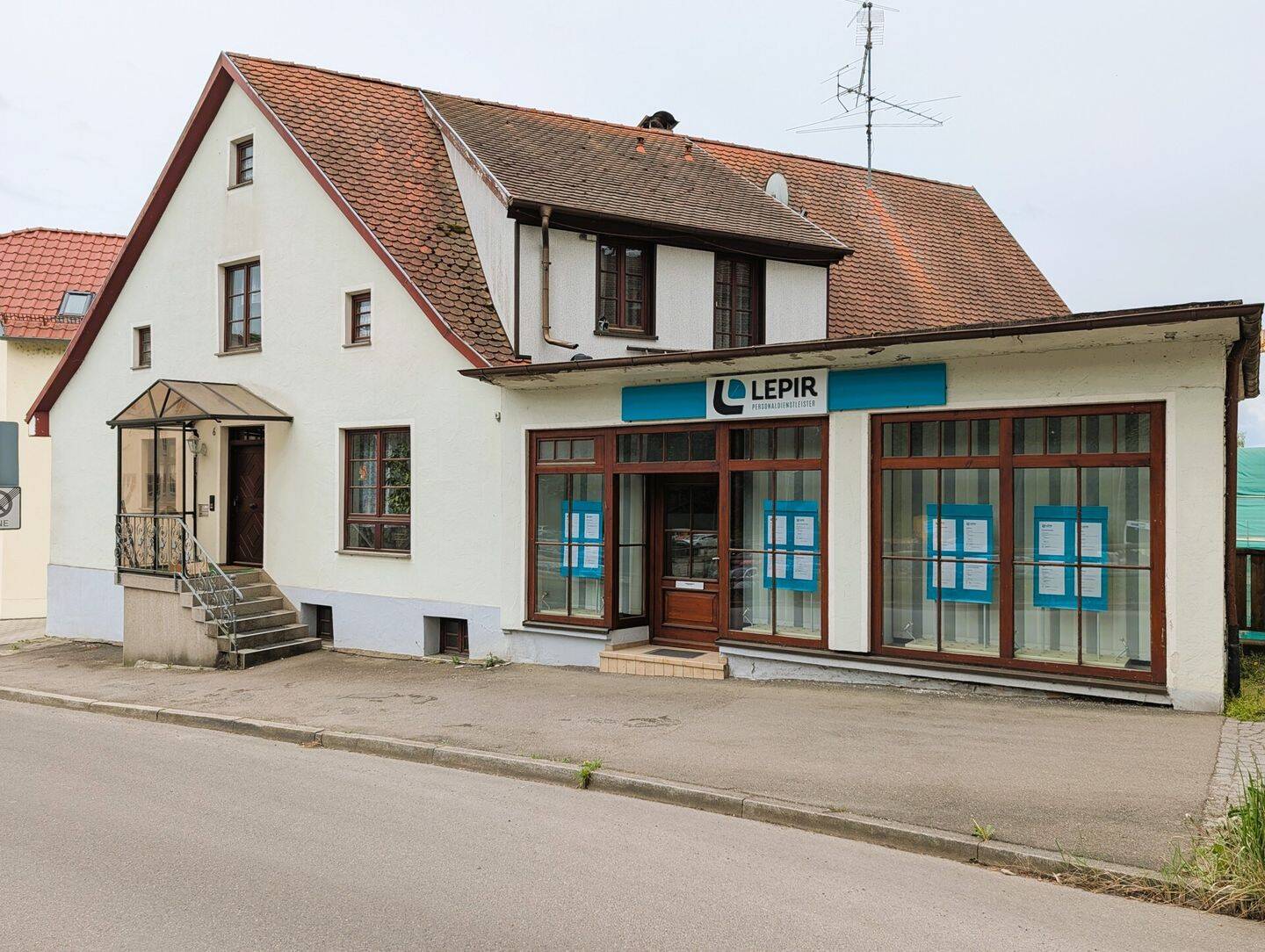 Vielseitiges Wohn-/Gewerbeobjekt in Bestlage Riedlingen – 3 WE möglich, ideal für WG-Vermietung, 88499 Altheim