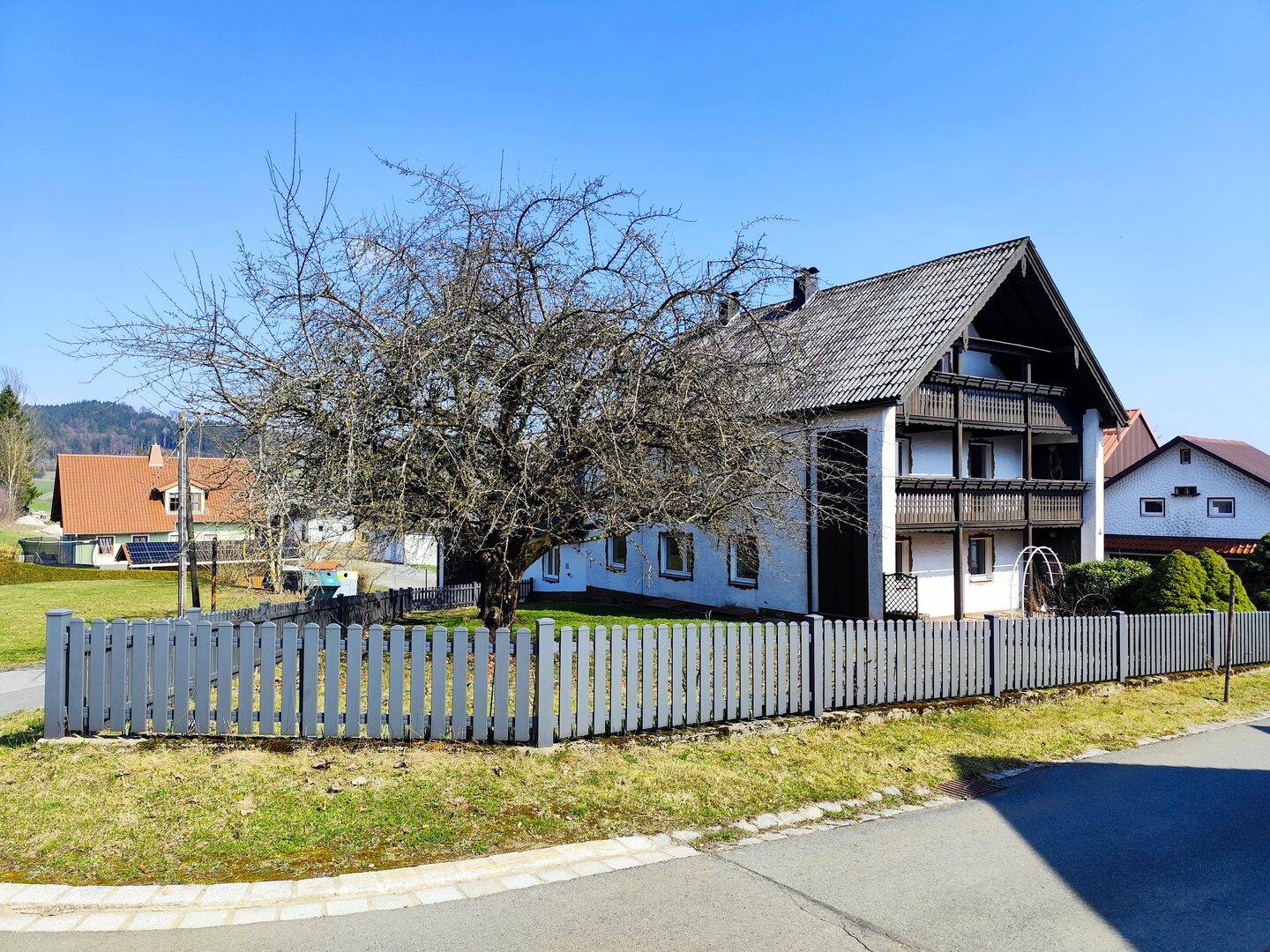 Landleben Deluxe: Großzügiger Dreiseitenhof mit Werkstätten, Maschinenhalle und Gartenparadies in Immenreuth!, 95505 Immenreuth