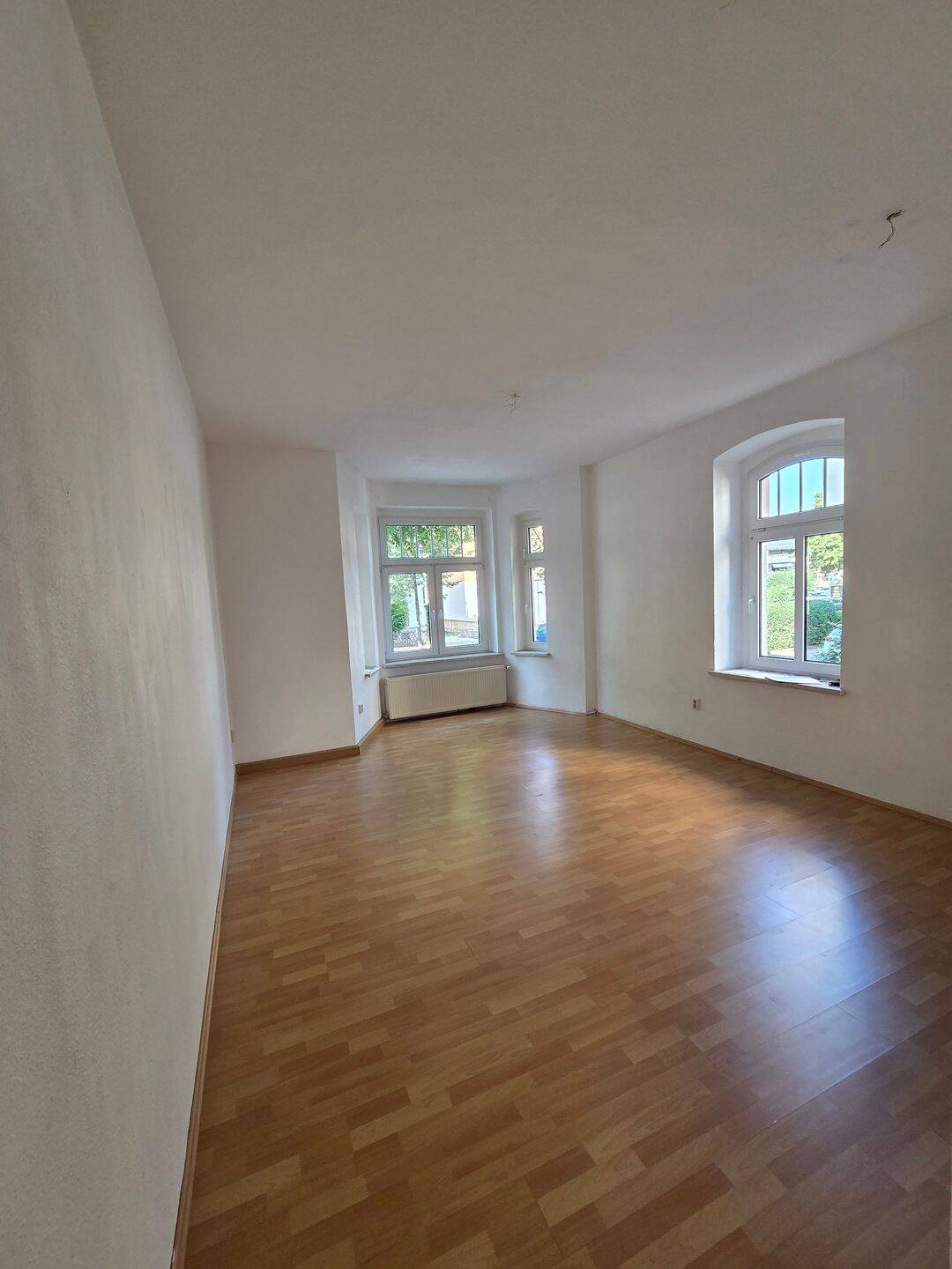 Geräumige Familienwohnung mit 5 Zimmern in Altenburg, 4600 Altenburg