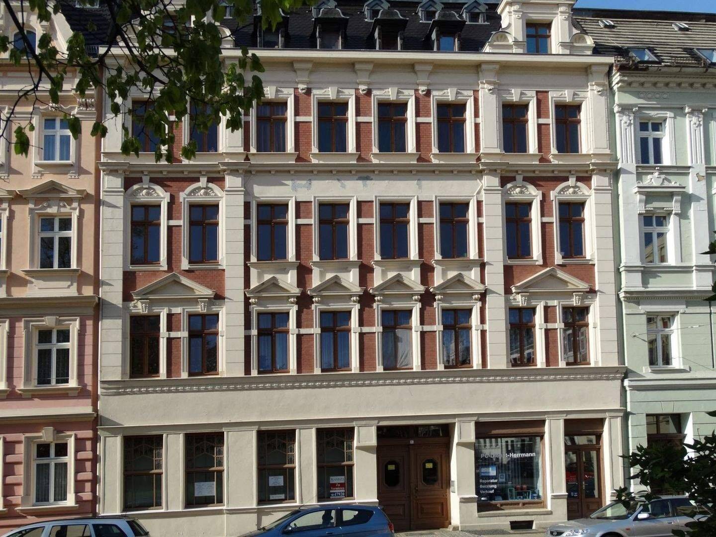 Geräumige 4-Zimmer Wohnung mit Familienfreundlicher Lage in Görlitz, 2826 Görlitz