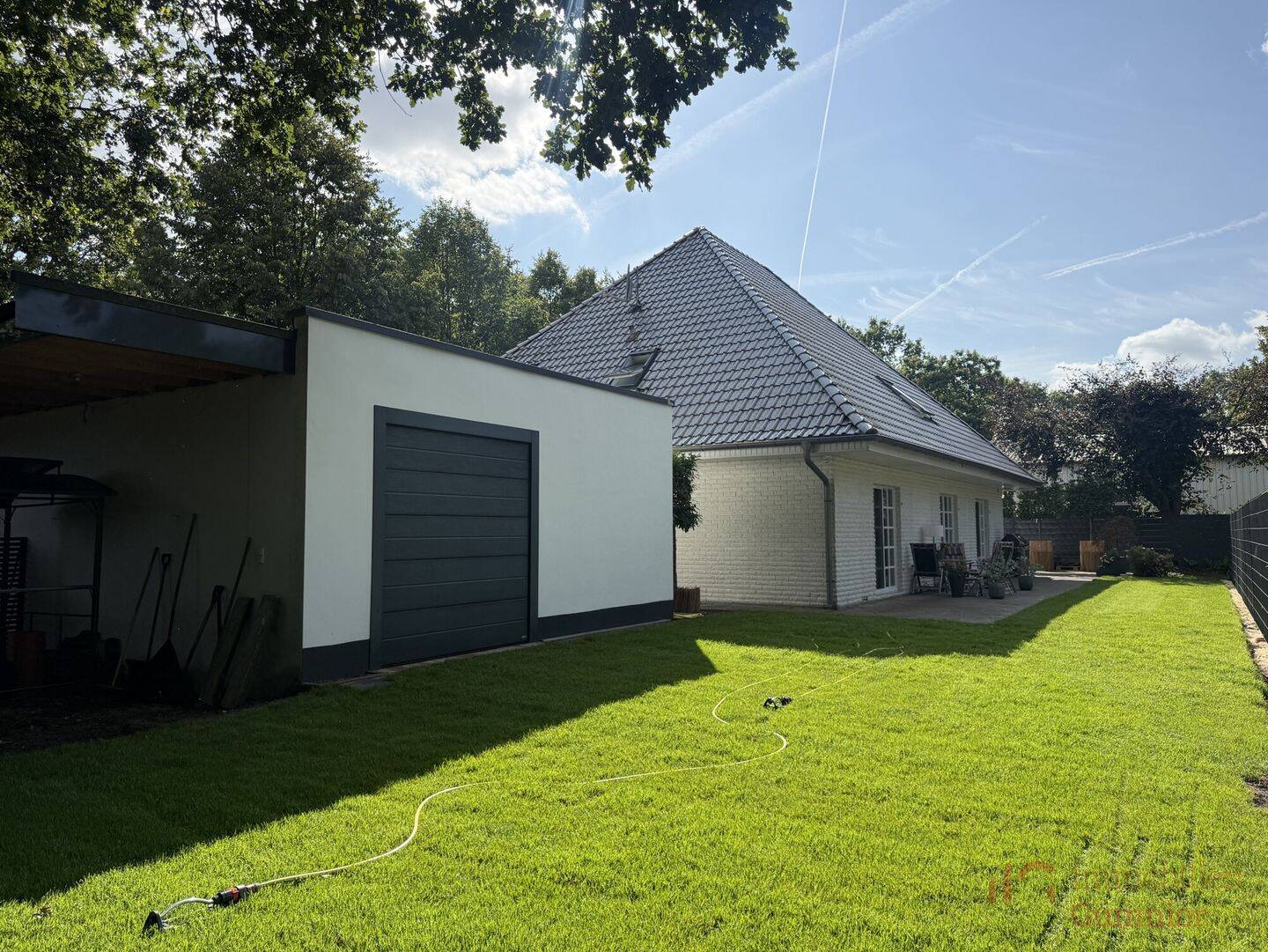 IMMOBILIEN GUMNIOR präsentiert: Stilvoller Bungalow mit großzügigem Raumkonzept in Spelle, 48480 Lünne