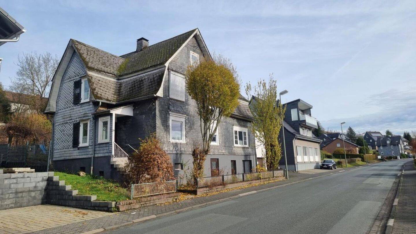 Ein-/Zweifamilienhaus, Mehrgenerationenhaus, Arbeiten und Wohnen unter einem Dach, 57250 Netphen
