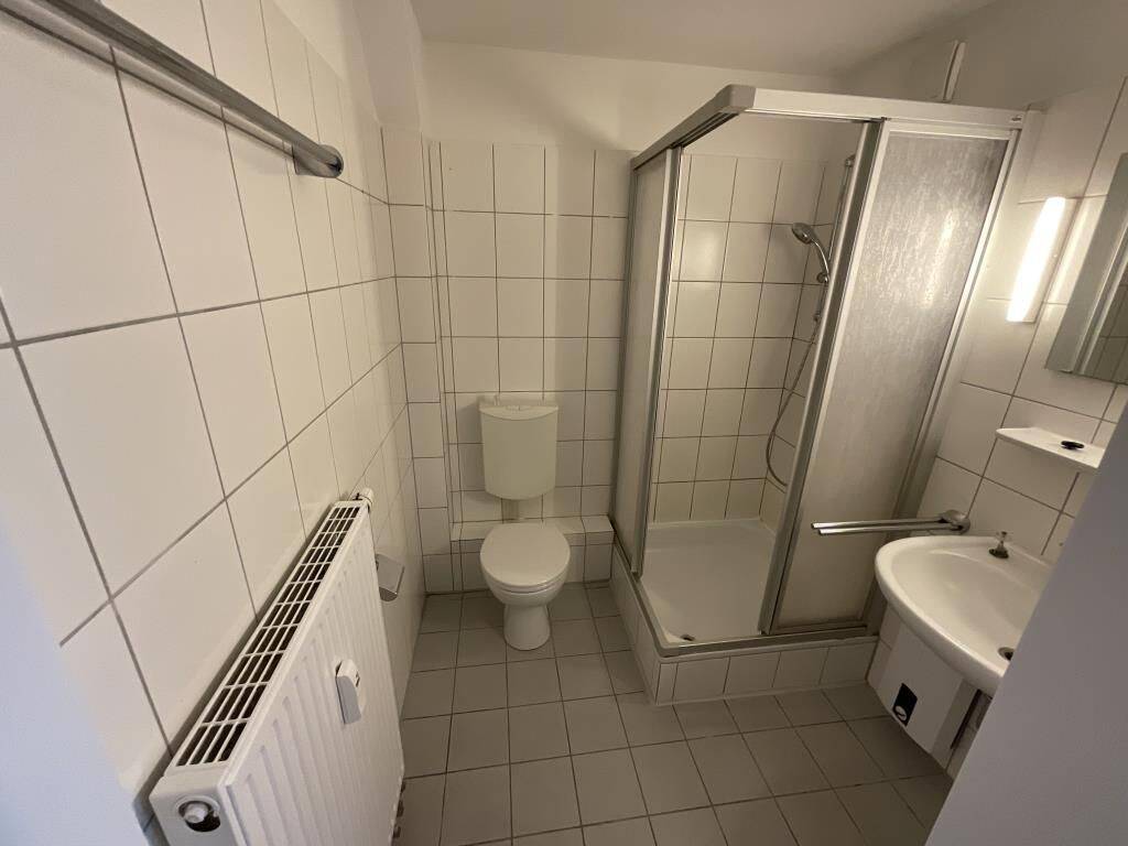 Renovierte 2-ZKB-Wohnung in Fachhochschul-, und Klinikumnähe zu vermieten! – 26389 Wilhelmshaven – Vorschaubild 5