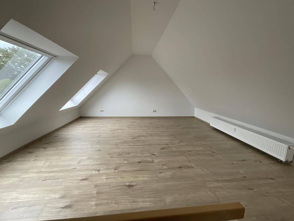 Renovierte 2-ZKB-Wohnung in Fachhochschul-, und Klinikumnähe zu vermieten! – 26389 Wilhelmshaven – Vorschaubild 9