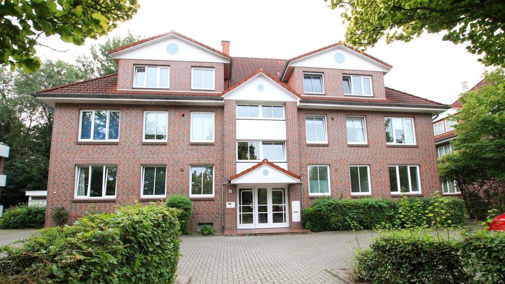 Dachgeschosswohnung mit Balkon und Pkw-Stellplatz in Westerstede – zentrale Wohnlage – 26655 Westerstede – Vorschaubild 3